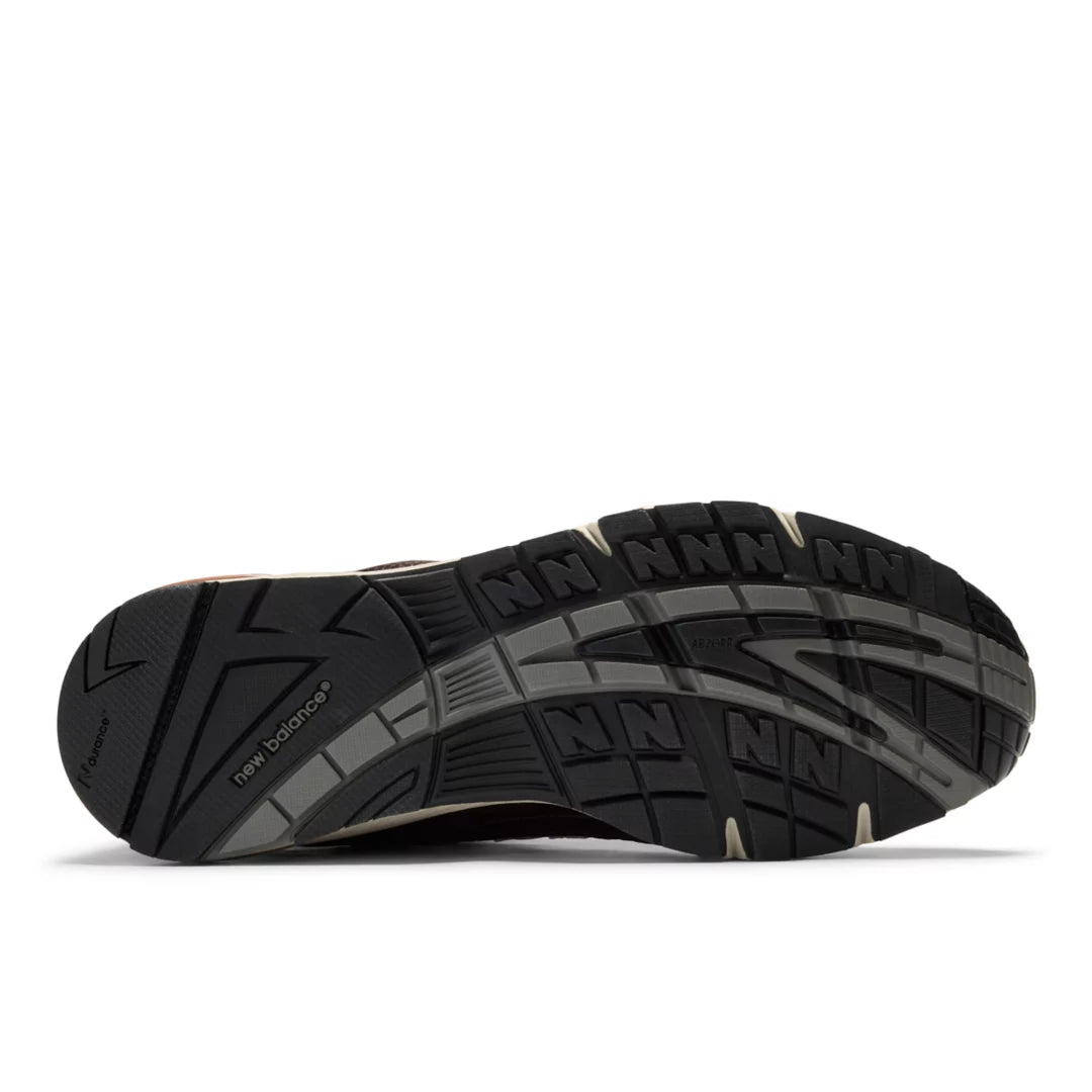 Women Made in UK 991v1 / New Balance