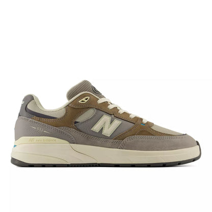 Men|Women NB Numeric Andrew Reynolds 933 / New Balance