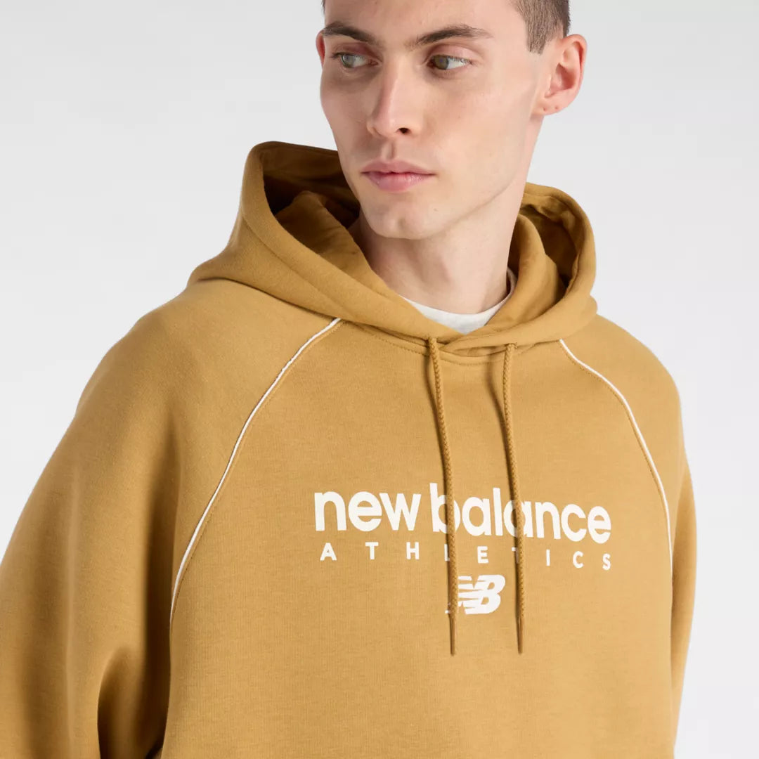 Men Trackside Fleece Hoodie / New Balance