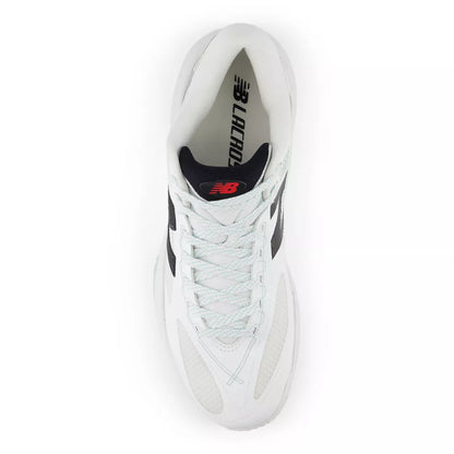 Men FreezeLX v5 Turf / New Balance