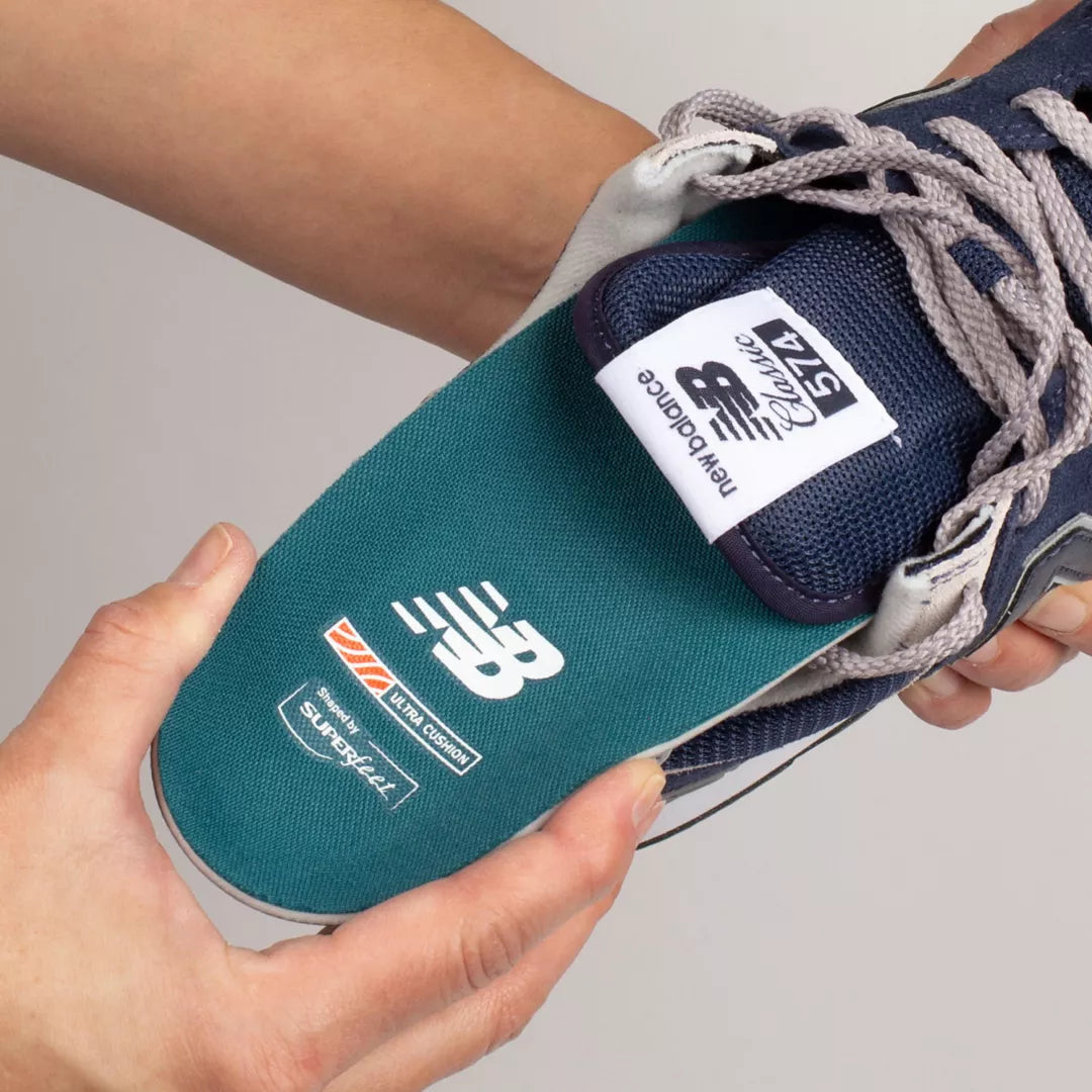 Men Ultra Cushion / New Balance