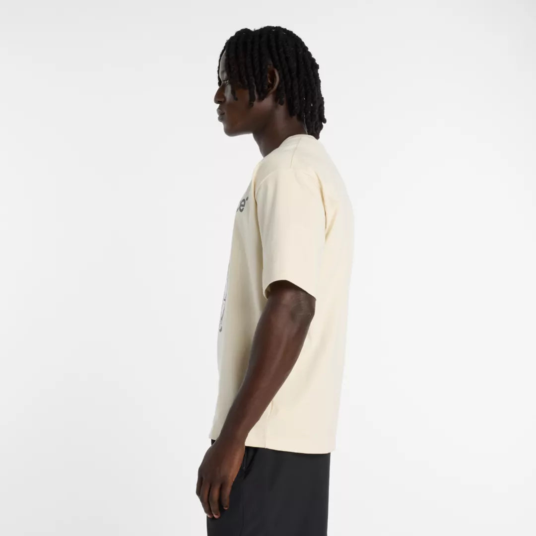 Men Football Club Souvenir T-Shirt / New Balance