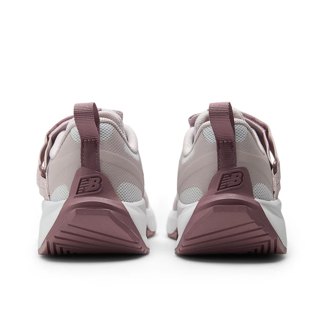 Kids FuelCell Play Bungee Lace with Top Strap / New Balance