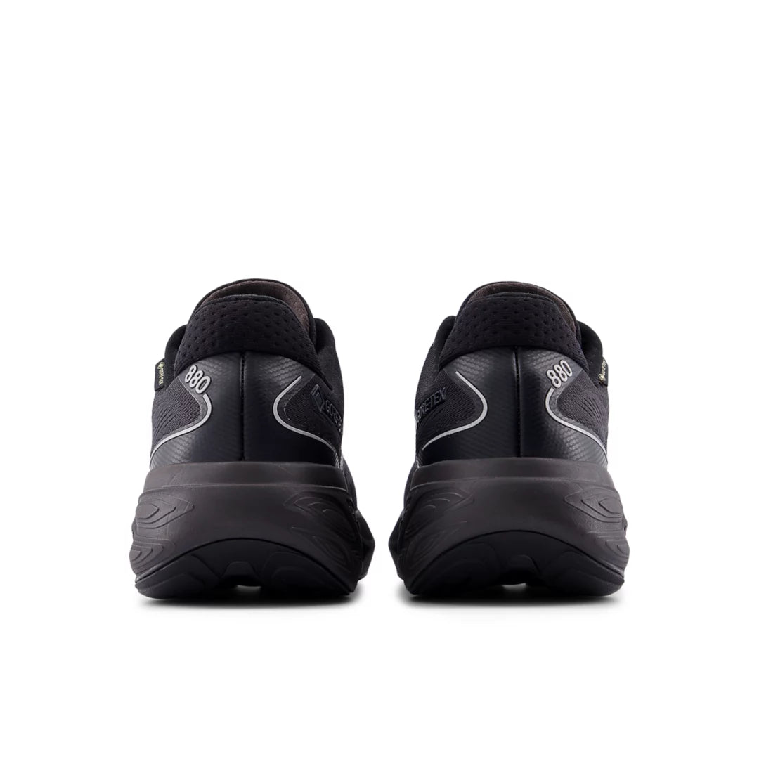 Men 880v15 GORE-TEX® / New Balance