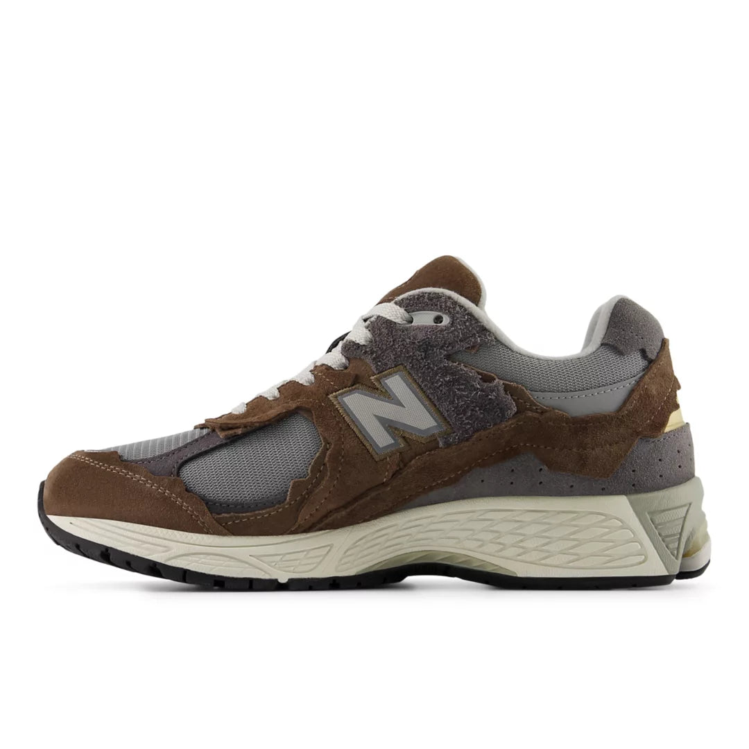 Men 2002D / New Balance