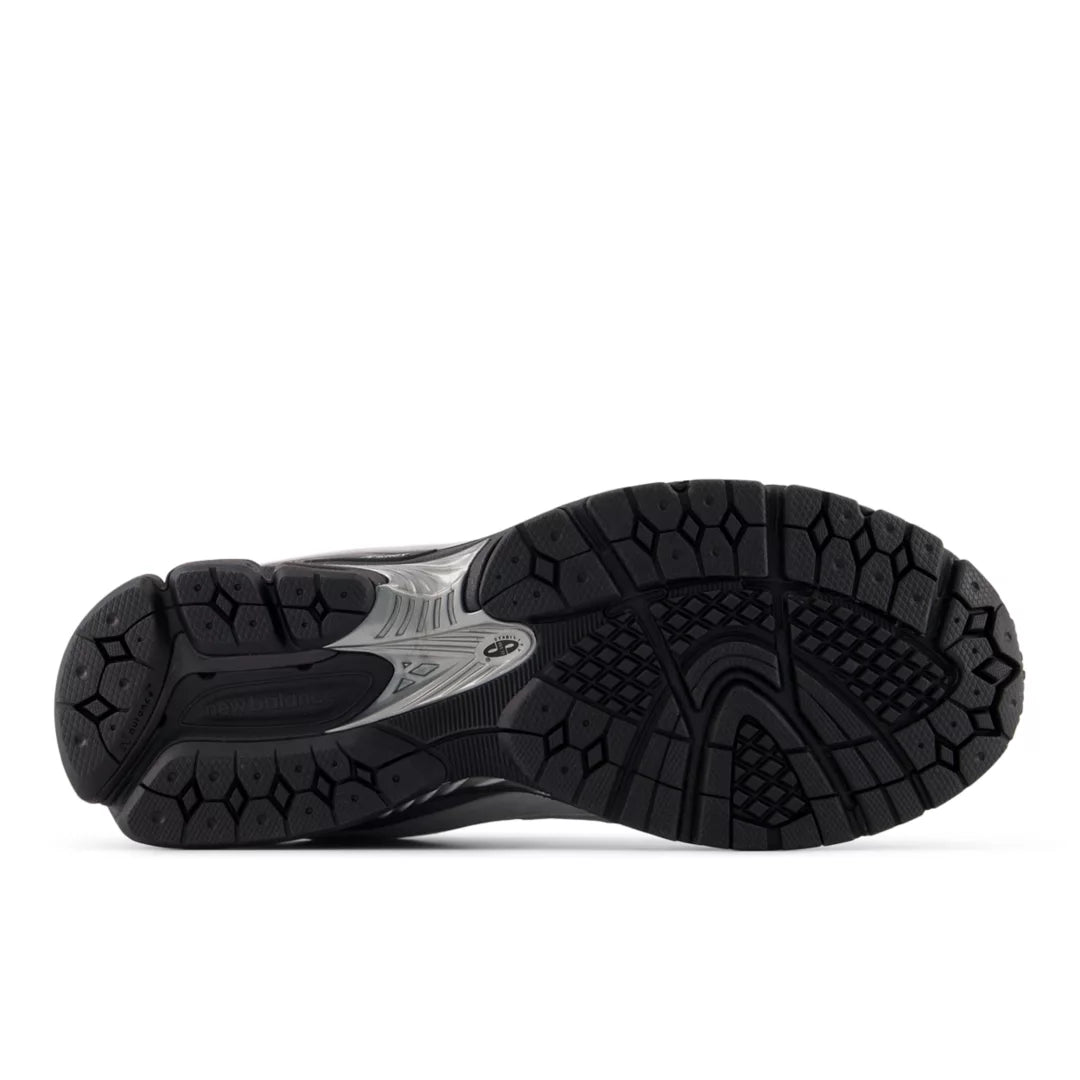 Men|Women 2002R / New Balance