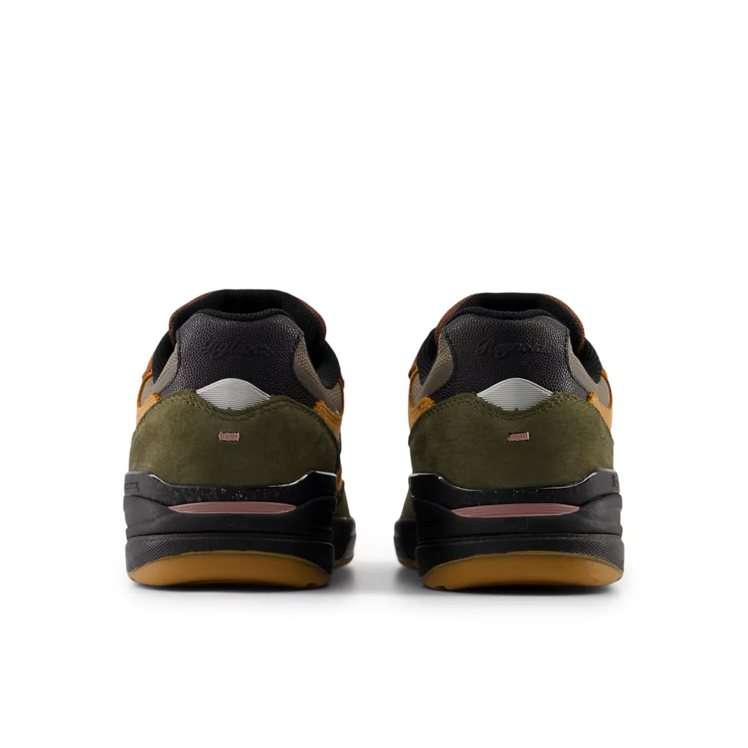 Men|Women Mike Gigliotti x NB Numeric 933 Reynolds / New Balance