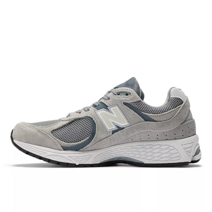 Men|Women 2002R / New Balance