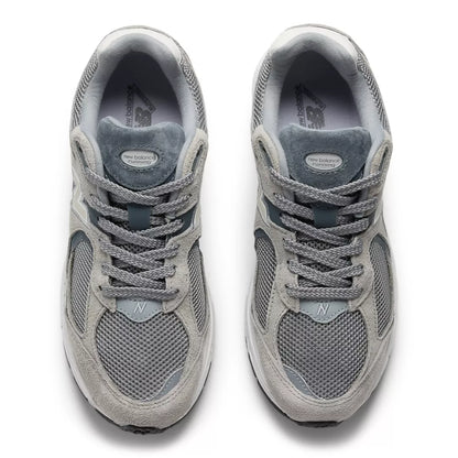 Men|Women 2002R / New Balance