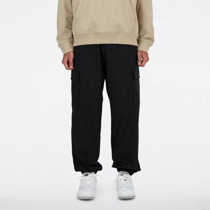 Men Twill Cargo Jogger / New Balance