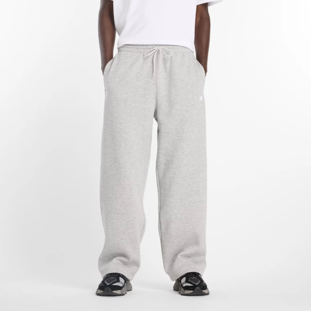 Men Sport Essentials Fleece Pant / New Balance
