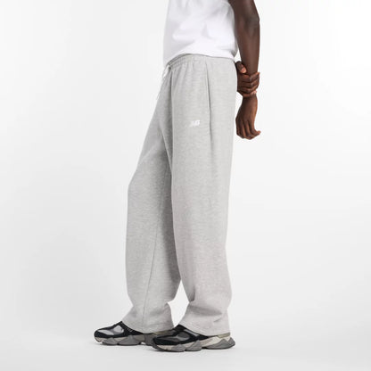Men Sport Essentials Fleece Pant / New Balance
