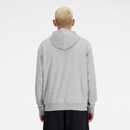 Men Sport Essentials Fleece Logo Hoodie / New Balance