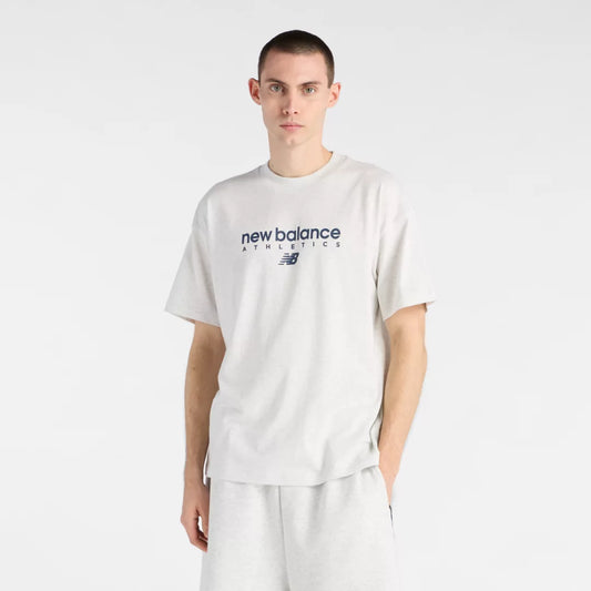 Men Trackside T-Shirt / New Balance