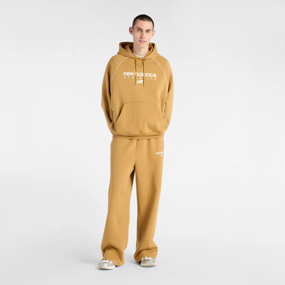 Men Trackside Fleece Hoodie / New Balance