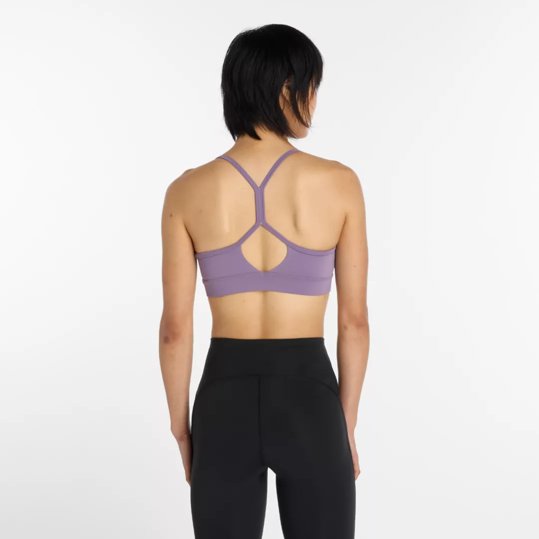 Women NB Essential Yoga Bra / New Balance