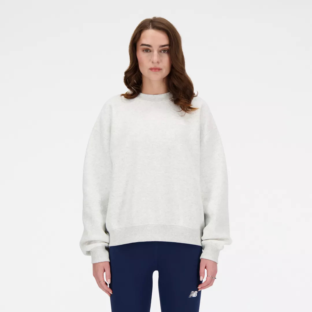 Women Sport Essentials Fleece Crew / New Balance
