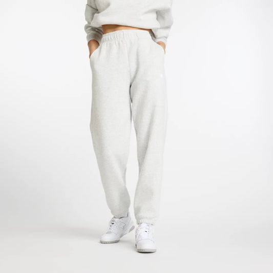Women Sport Essentials Fleece Jogger / New Balance