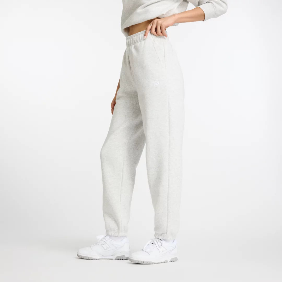 Women Sport Essentials Fleece Jogger / New Balance