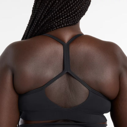 Women NB Essential Yoga Bra / New Balance