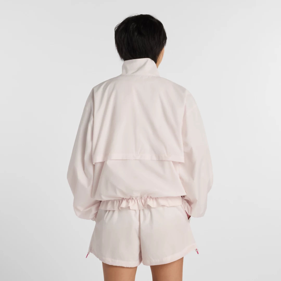 Women Trackside Woven Jacket / New Balance