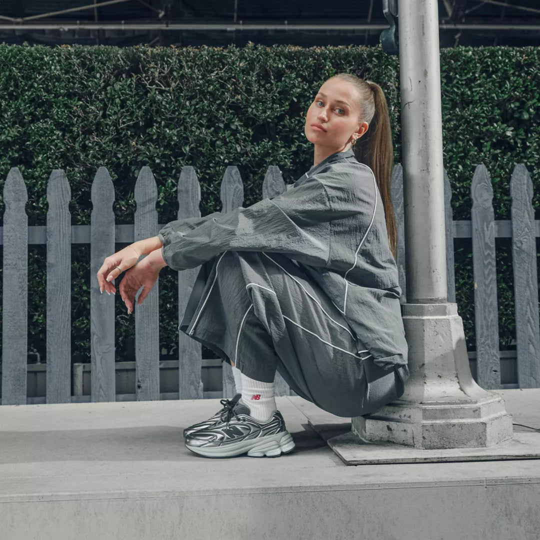 Women Sport Legacy Jacket / New Balance