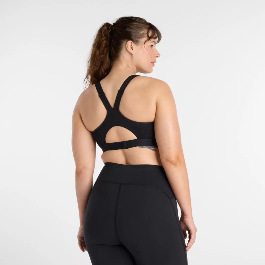 Women NB Essential Run Bra / New Balance