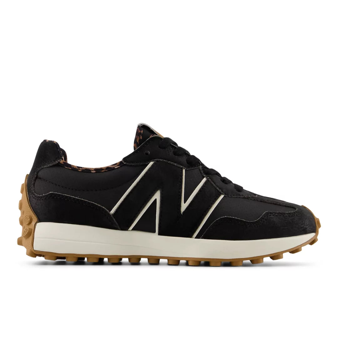 Women 327 Golf / New Balance