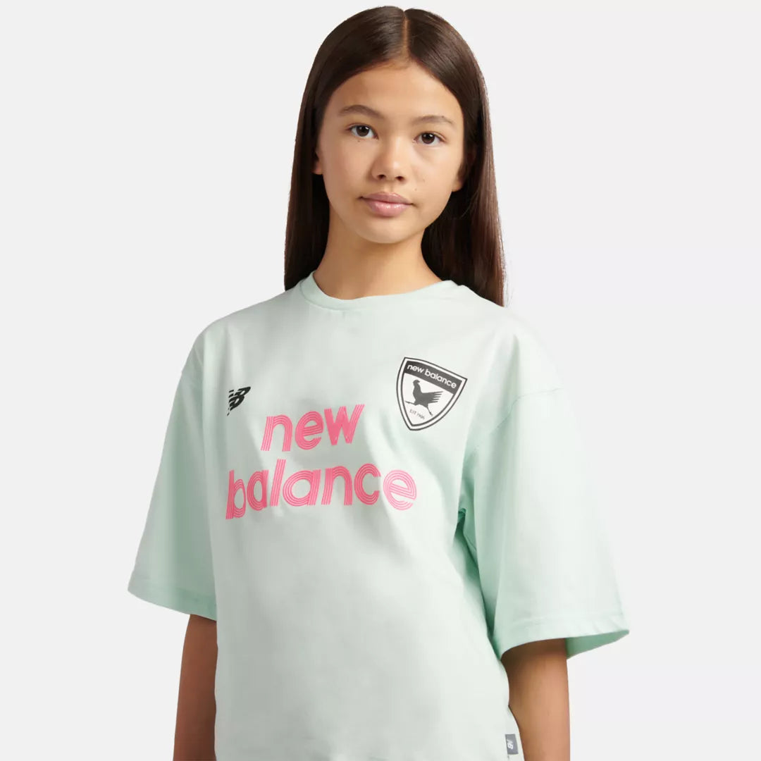 Kids Football Badge Graphic T-Shirt / New Balance