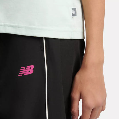 Kids Football Badge Graphic T-Shirt / New Balance