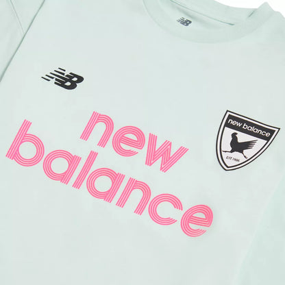Kids Football Badge Graphic T-Shirt / New Balance
