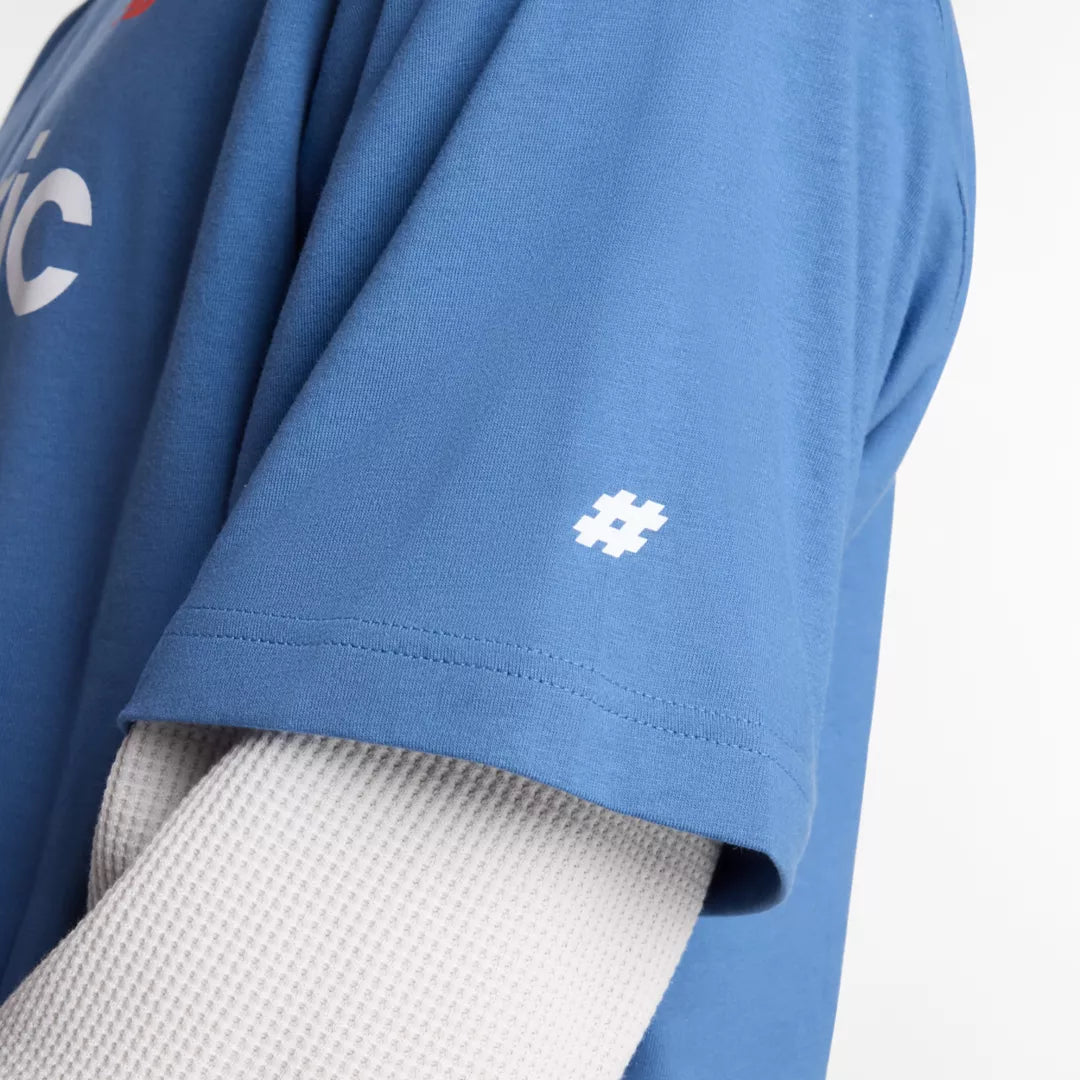 Men Numeric Linear Logo T-Shirt / New Balance