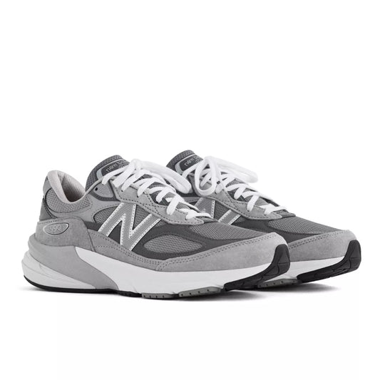 Women Made in USA 990v6 / New Balance