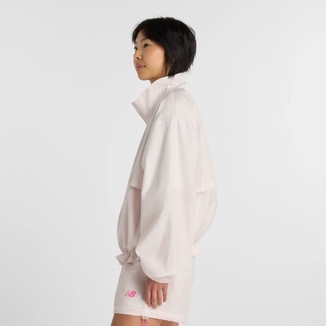 Women Trackside Woven Jacket / New Balance