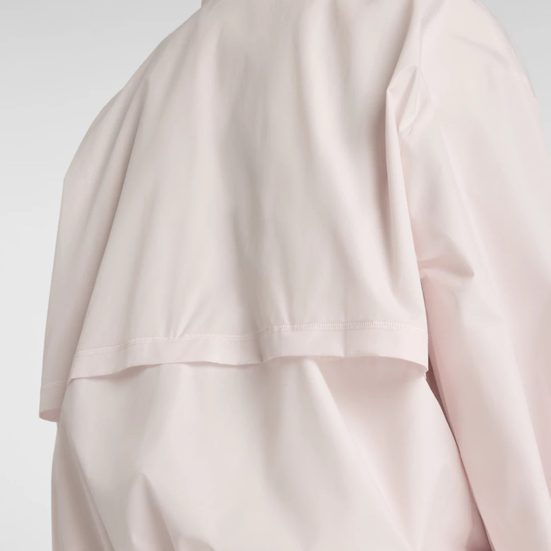 Women Trackside Woven Jacket / New Balance